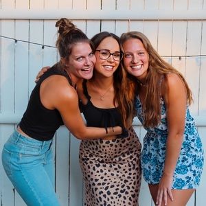 Meet your Posher, Sierra